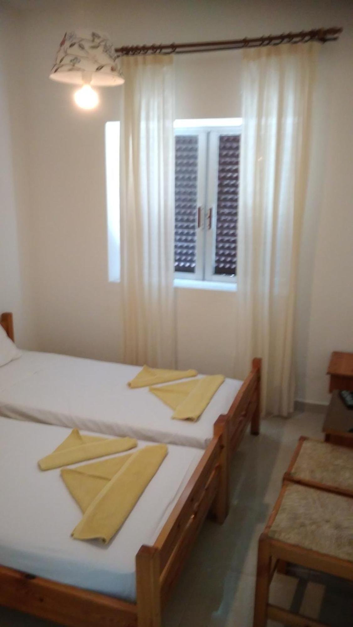 Mina Apartments Karpathos Town  Exterior photo