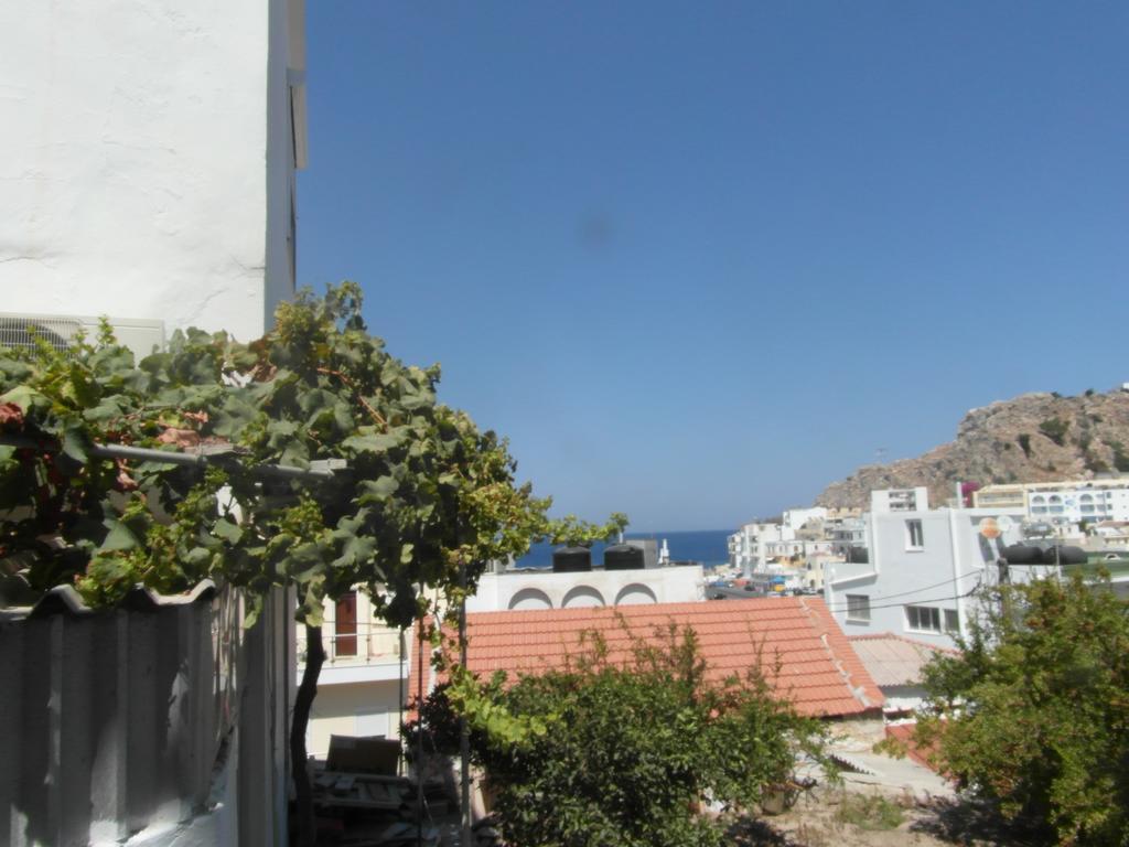 Mina Apartments Karpathos Town  Exterior photo